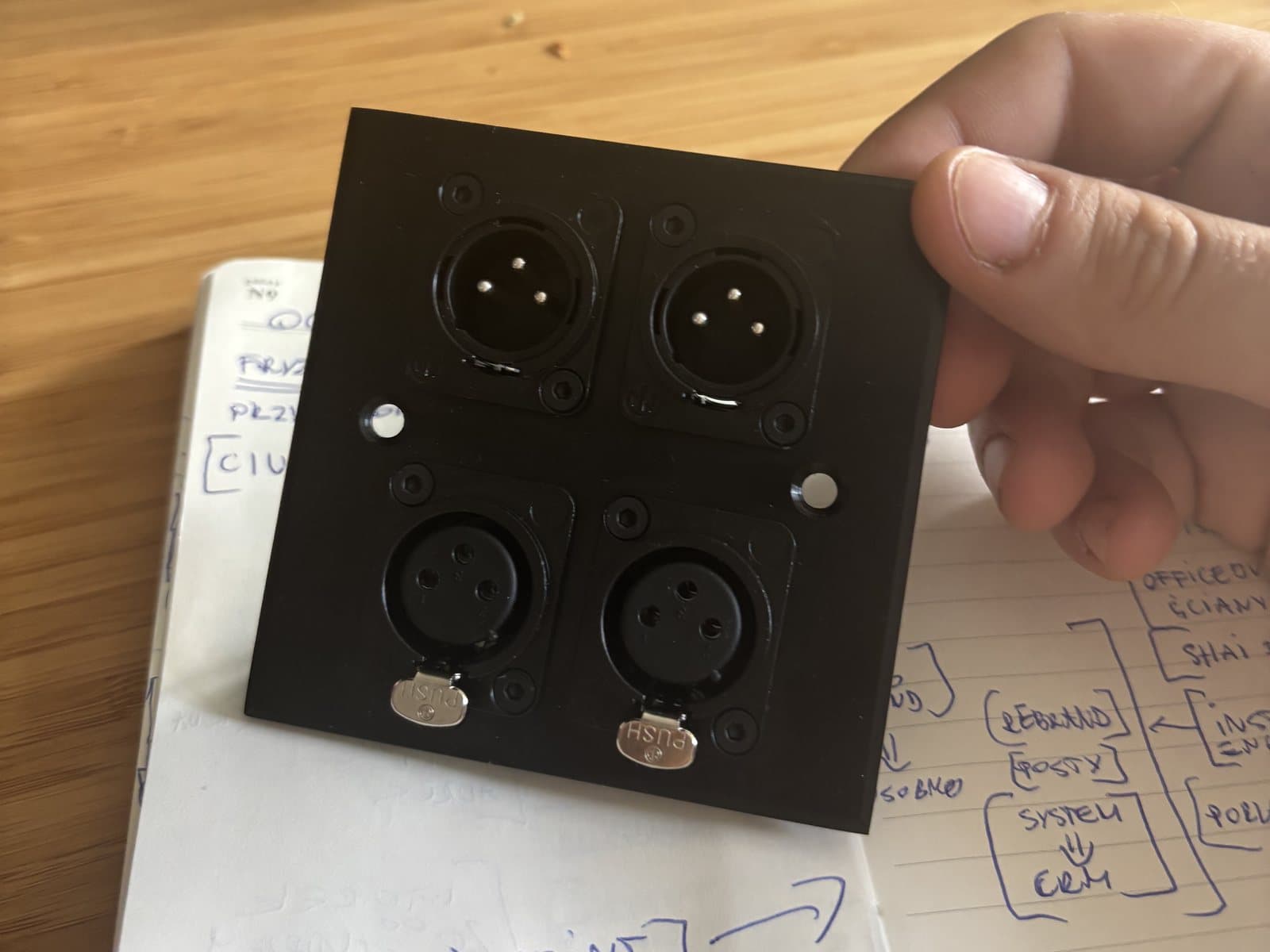 The client's plate: 86 x 86 mm, two male and two female connectors, two screw holes 60 mm apart.